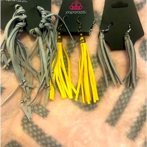 Womens 3 pack of earrings